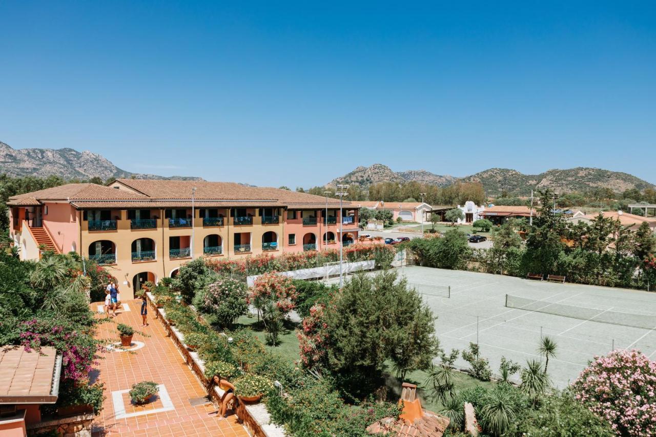Nicolaus Club Torre Moresca 오로세 외부 사진